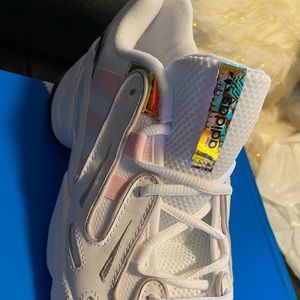 Adidas EQT Gazelle J Athletic girls Sneakers White